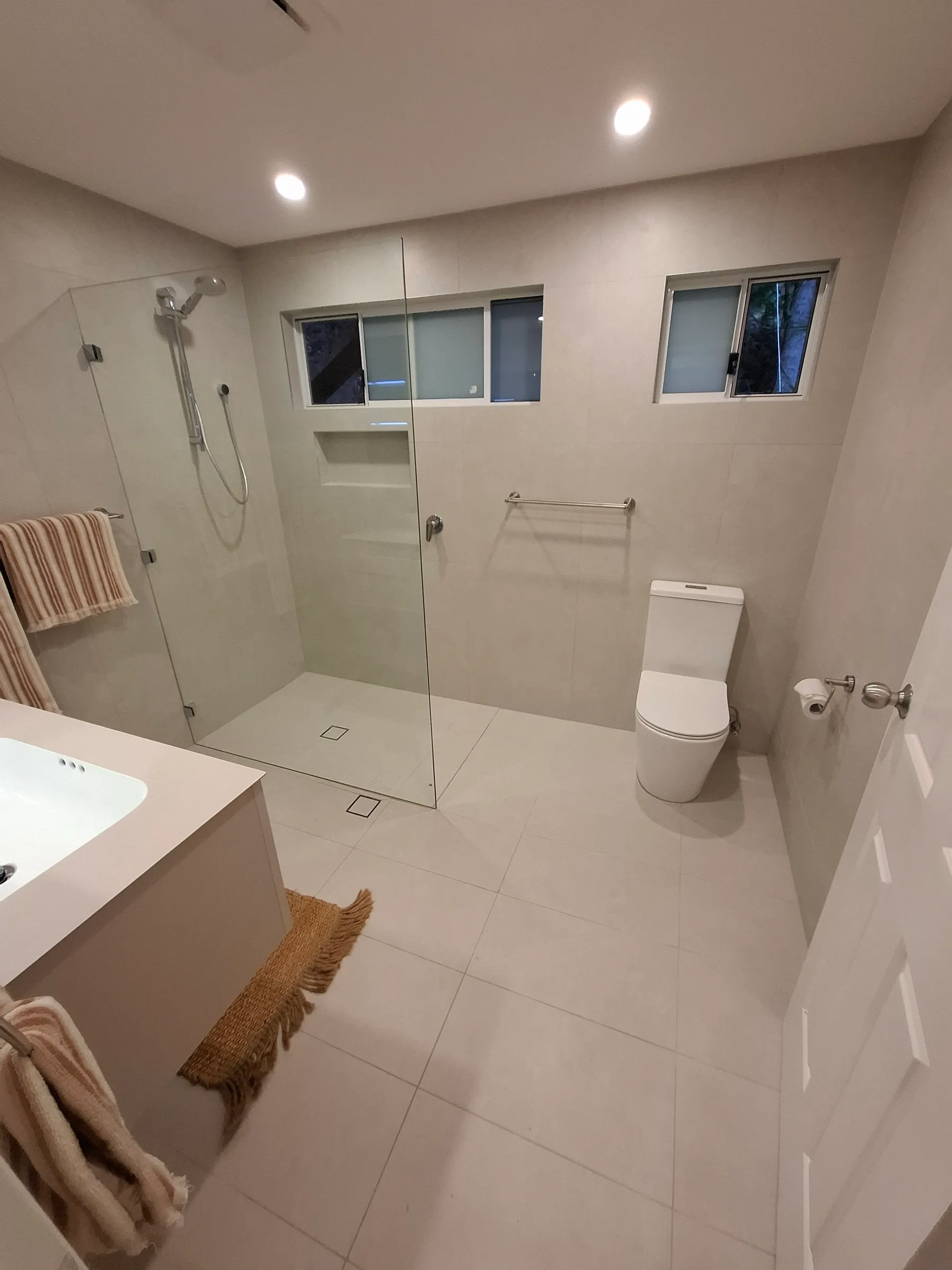 Main bathroom, after renovation